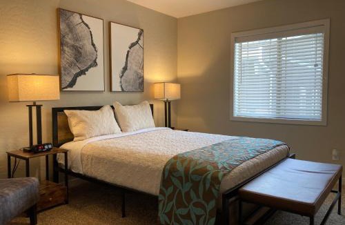 Alamosa Apartment | Bell & Main Alamosa Studio Suite-Walking distance to downtown
