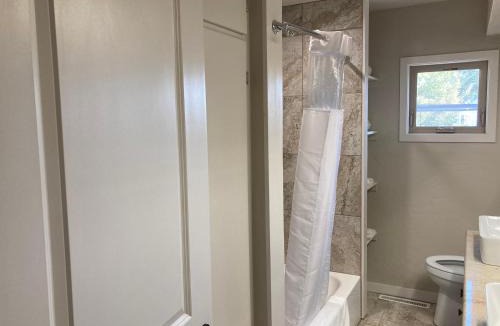 Alamosa Apartment | Bell & Main Alamosa Studio Suite-Walking distance to downtown