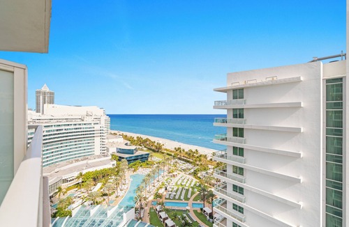 Mid Beach Condo | Best Rates! Remodeled Fontainebleau Tresor Ocean View Jr Suite with Spa Passes