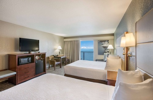 St Ignace Hotel | Best Western Harbour Pointe Lakefront