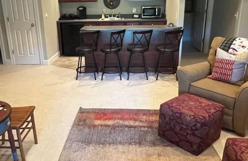 Roach House | BIG ISLAND TIME Lakefront Family Vacation Home-4 Bd-3.5 Bth-Sleeps15-Cove-Dock