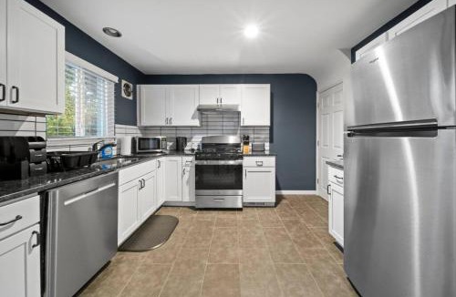Birmingham House | Birmingham Urban Retreat 2BR Cozy Haven