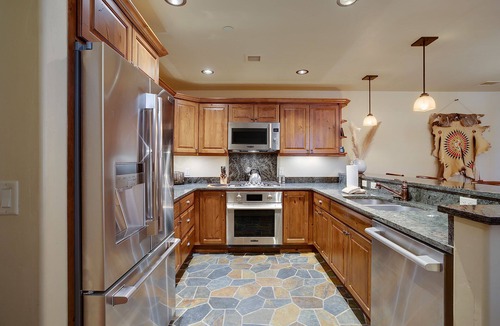 Steamboat Springs Condo | BL6103 | Perfect for the Entire Family | 10 Hot Tubs | 4 Pools | Air Chilling