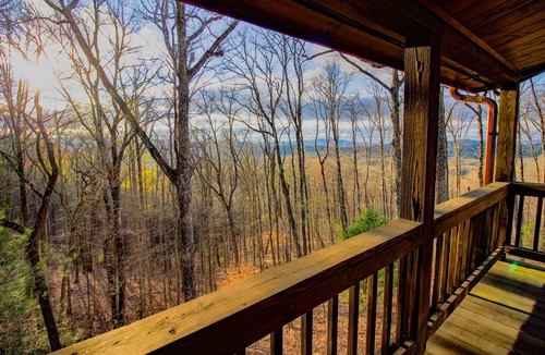 Foxfire Estates Cabin | Black Bear Lodge - First Class Mtn Top Cabin w/Hot Tub and Fantastic Views!