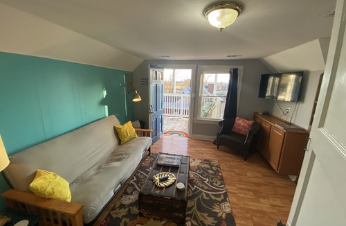 Murfreesboro House | Blue Door Casa Grande - Fast Fiber Wifi & The Comforts of Home!