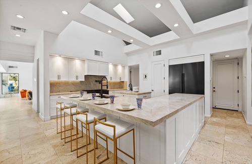 The Mesa House | 'Blue Lotus Villa' Half Acre in The Mesa