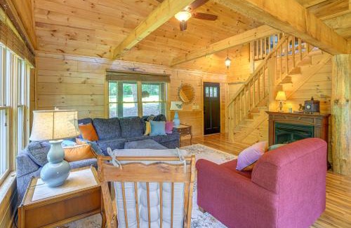 Vesta House | Blue Ridge Mtns Retreat with Views, 1 Mi to Parkway!