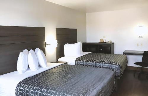 Arena District Hotel | Blue Way Inn By Jasper Near Frost Bank Center