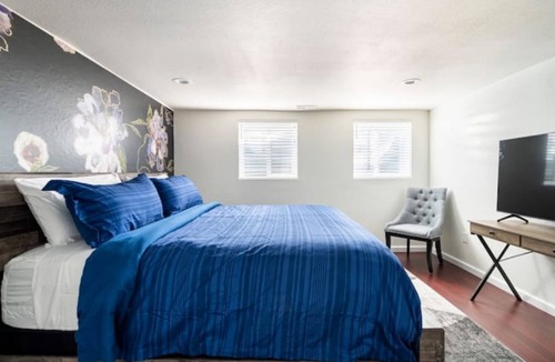 Littleton House | Blueberry 3BR2BA house with private entrance and a Hot tub