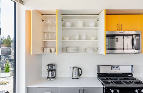 Wilburton Apartment | Blueground | Wilburton, rooftop & w/d, nr garden