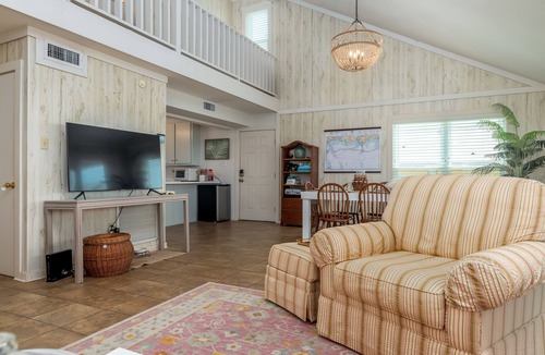 Silver Cay House | Boat Dock! Spectacular views walk to beach!