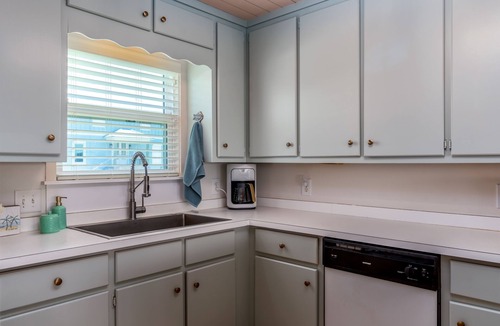 Silver Cay House | Boat Dock! Spectacular views walk to beach!