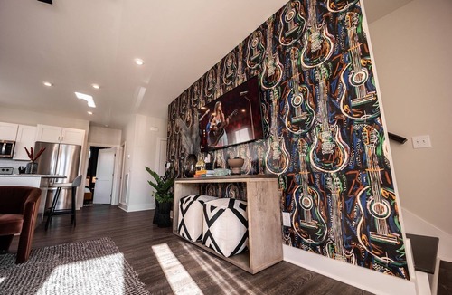 Whitebridge House | Bohemian Binary 232 & 234-2 Homes-Mins to Midtown