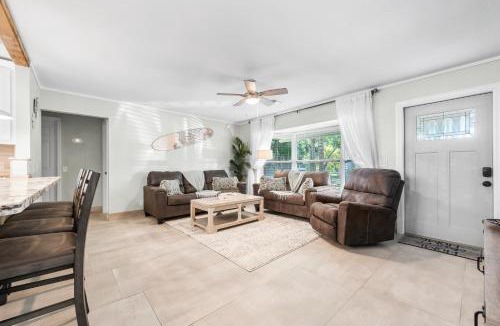 Boynton Beach House | Boho Tiki Villa w Heated Saltwater Pool, King Beds & 6TVs
