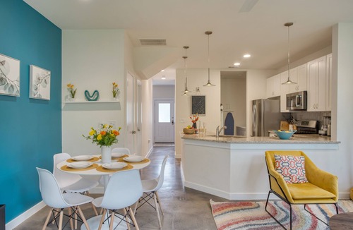 East MLK House | Bonnie & Clyde by AvantStay | Close 2 DT Austin