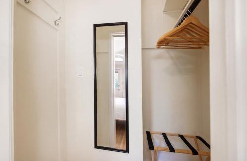 Goss - Grove House | Boulder Guest House