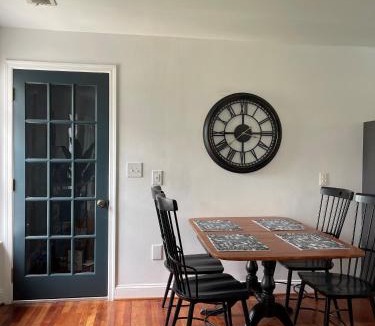 West Falls Church Apartment | Brand New, Cozy, Modern, One-bedroom Apartment
