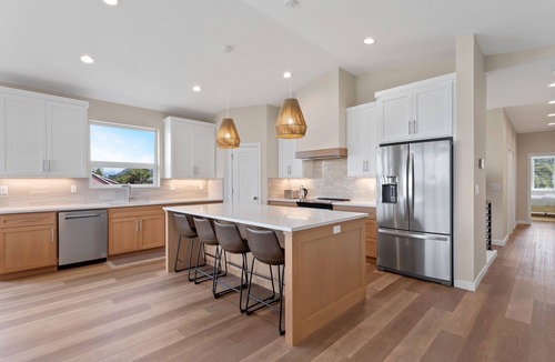 Rockaway Beach House | Brand New Lavish Townhome Duplex w 2 Private Hot Tubs & 2 Saunas