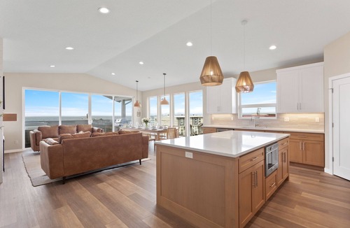 Rockaway Beach House | Brand New Lavish Townhome Duplex w 2 Private Hot Tubs & 2 Saunas