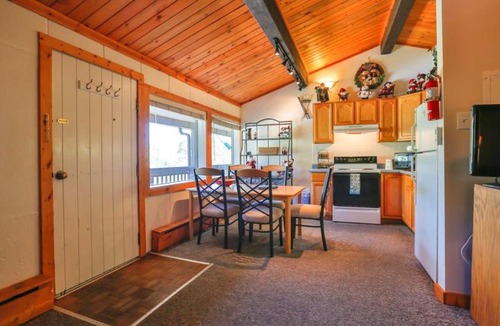 Glenwood Springs Apartment | Brettelberg Slopeside Condos E8