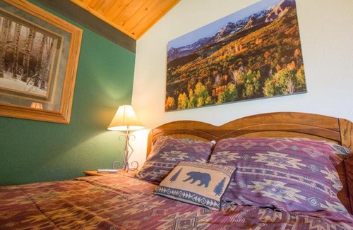 Glenwood Springs Apartment | Brettelberg Slopeside Condos E8
