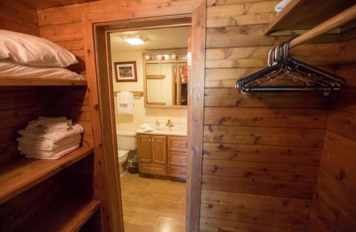 Glenwood Springs Apartment | Brettelberg Slopeside Condos C9