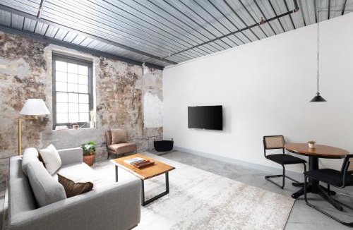 Westown Apartment | Brewery District Luxe 1BR Near Fiserv with Parking