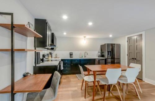 Franklin House | Bright and Airy Historic Franklin Quadplex
