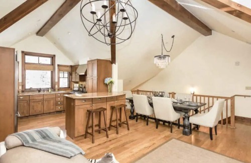 West End Condo | Bright Aspen 3 Bedroom Vaulted Ceilings with Views