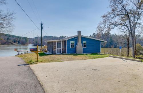 Shelby House | Bright Shelby Cottage with Deck and Creek Views!