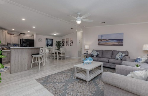 Citrus Springs House | Bring your boat, close to the springs, state parks, lakes and Gulf.
