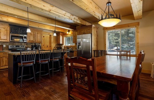 Duck Creek Village Cabin | Browning Lodge Retreat!