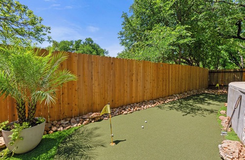 Round Rock House | Brushy Creek Retreat – Serene Backyard Paradise Near Austin
