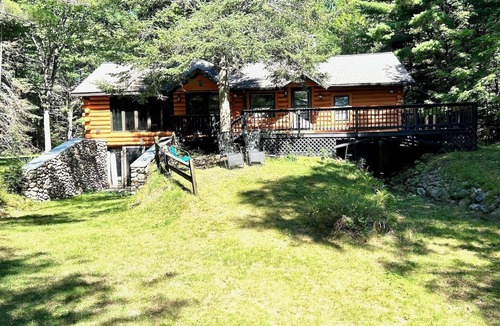 Three Lakes Cabin | Cabin on Crystal Lake located on the Three Lakes Chain of Lakes.
