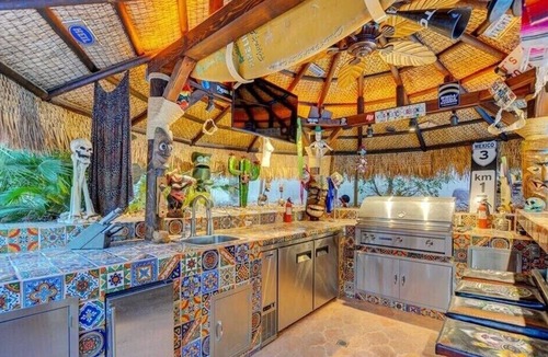 Seven Hills House | Cabo oasis in the heart of Las Vegas