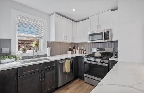 Ward Two House | Cambridge Boston 3BR2Bth Parking W&D Subway AC
