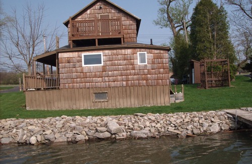 Cayuga Cottage | Camp Onondaga Fully Restored Historic Lake Front Cottage