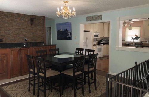 Ocean Pines House | CANAL FRONT - GREAT VIEWS - 5 BDRM, 3&1/2 BATHS, 2 KINGS, GOLF, RELAX.