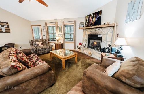 Wears Valley House | Cant Wait to Hibernate Cabin