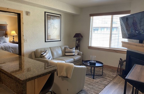 Park City Condo | Canyons Village Silverado new renovation. Owner managed and rarely rented.