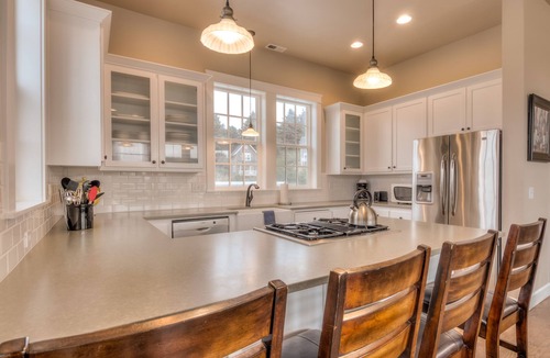 Roads End House | Carabel -Spacious/Beautiful New Hm w/Ocean Vws, Hot Tub Located in Roads End.