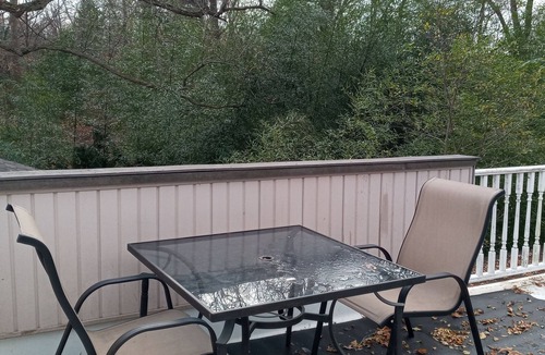 Reynolds Corners House | Carriage House Loft Apartment -Oak Openings Region at its best!