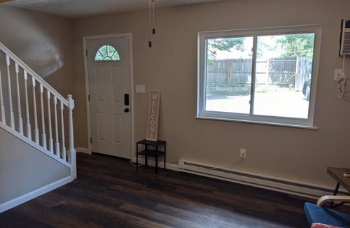Norwood Apartment | Carter #5, Private Two Bed near Xavier, Downtown