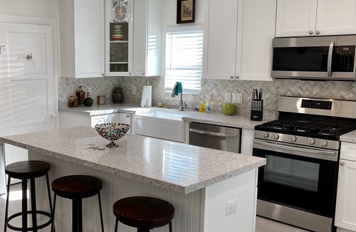 Georgetown House | Casa Gracie Pearl Long-Term possible inquire within Historic Old Town GT pets ok