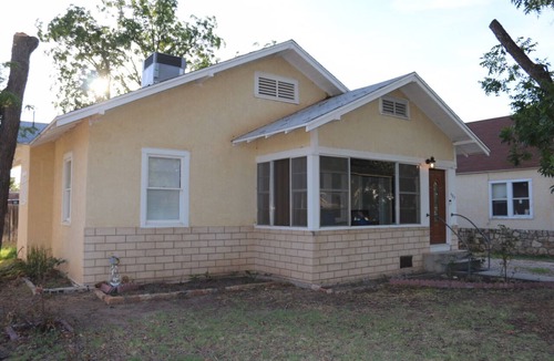 Carlsbad House | Casa Rustica - Centrally located, Carlsbad Caverns