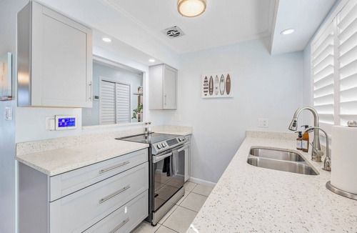 Cocoa Isles House | Catalina Cove - World Famous Cocoa Beach!