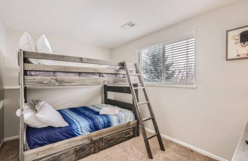 Walnut Grove House | Centrally located for adventures