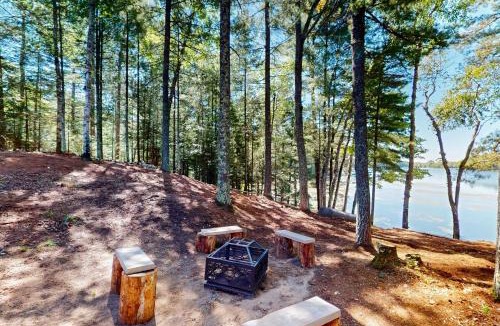St Germain House | Chalet on the Bay