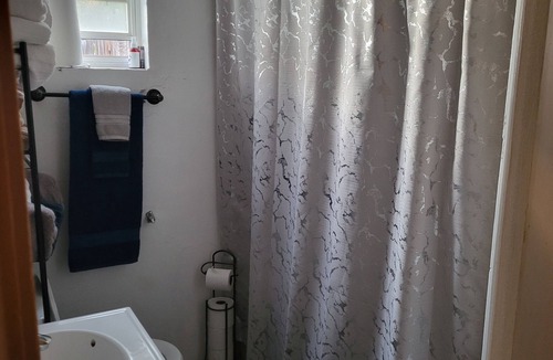 Northwest Heights Apartment | Charming 1-bedroom apartment with WiFi, AC in peaceful Albuquerque
