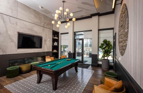 East Walnut HIlls Apartment | Charming 1BR 1BA Apartment Near Downtown Cincinnati